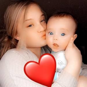 Meet your Posher, Abby